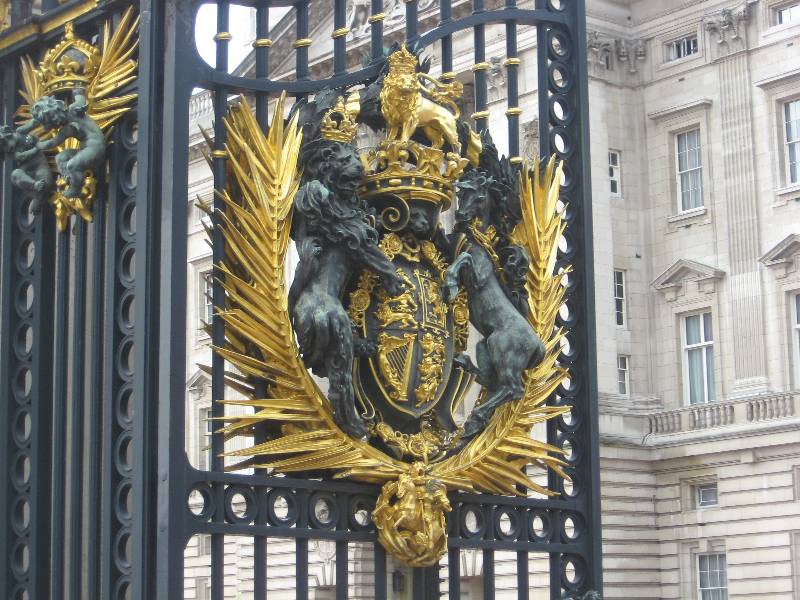 05 Buckingham Palace